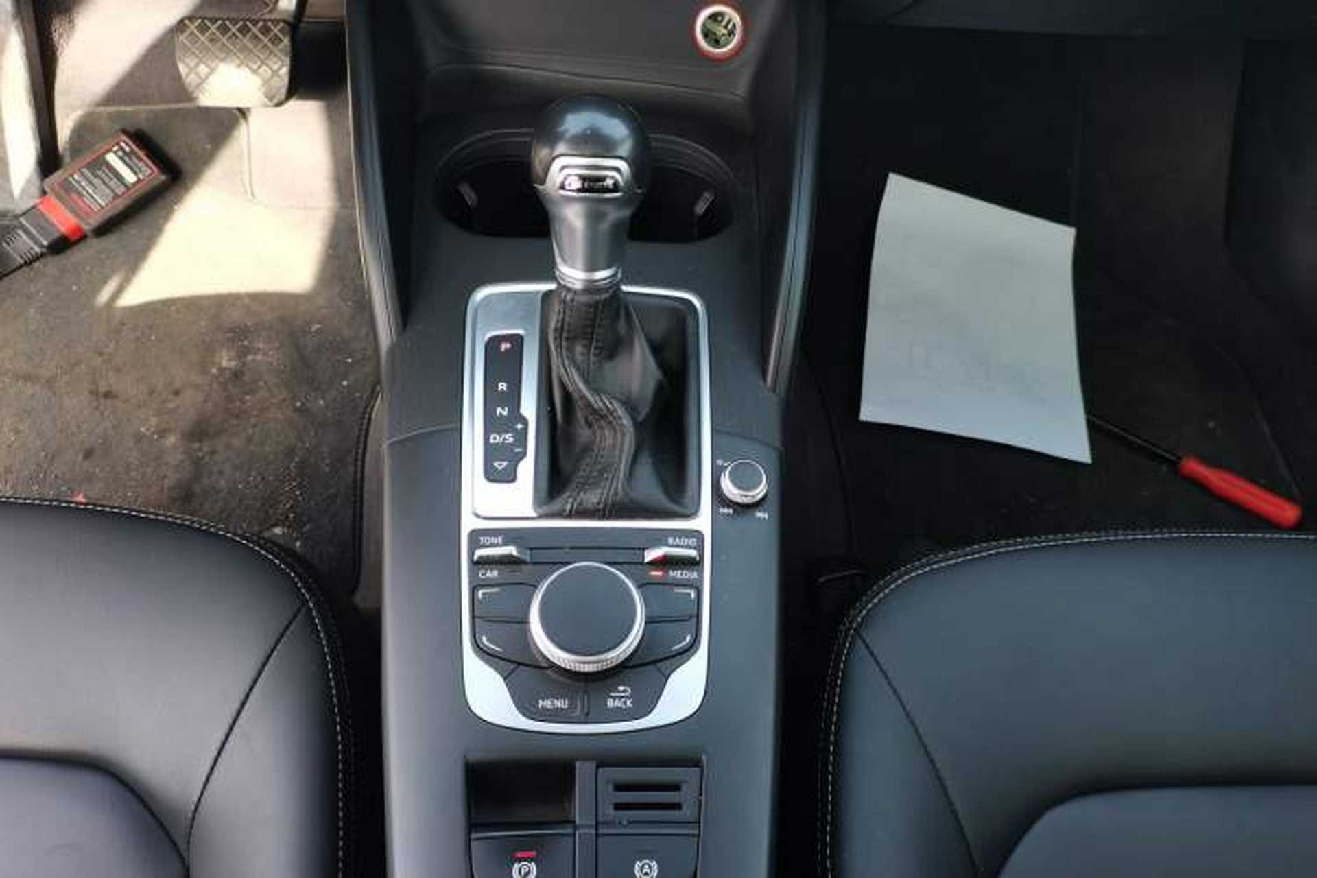 Used Audi A3 2015 Limousine 35 TFSI Millionth Anniversary Intelligent Leading Model Gear Lever