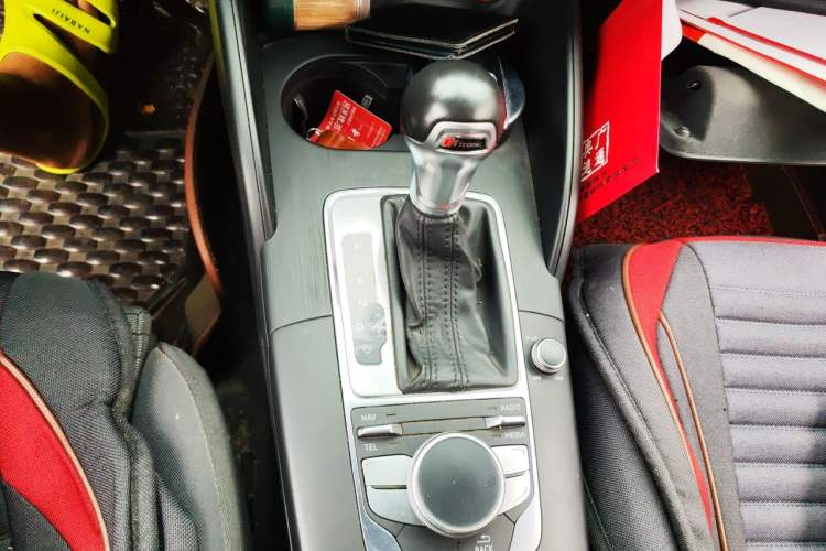 Used Audi A3 2015 Sportback 45 TFSI S line sports model Gear Lever