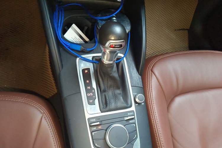 Used Audi A3 2015 Sportback 35 TFSI Millionth Anniversary Intelligent Leading Model Gear Lever
