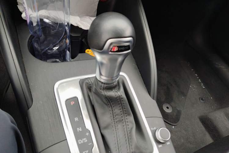 Used Audi A3 2015 Limousine 35 TFSI Millionth Anniversary Intelligent Leading Model Gear Lever