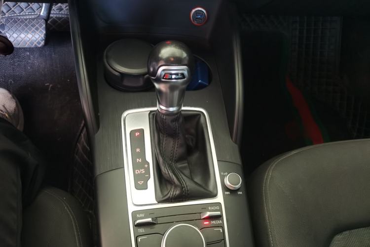 Used Audi A3 2015 Limousine 35 TFSI Millionth Anniversary Intelligent Leading Model Gear Lever