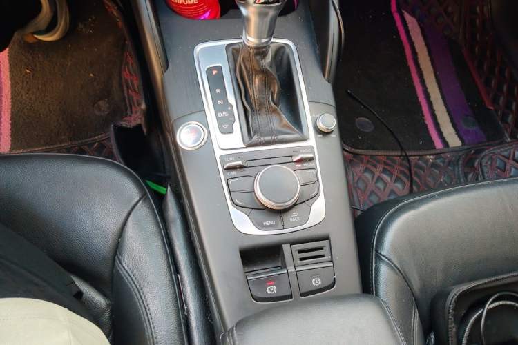 Used Audi A3 2015 Limousine 35 TFSI Millionth Anniversary Comfort Model Gear Lever