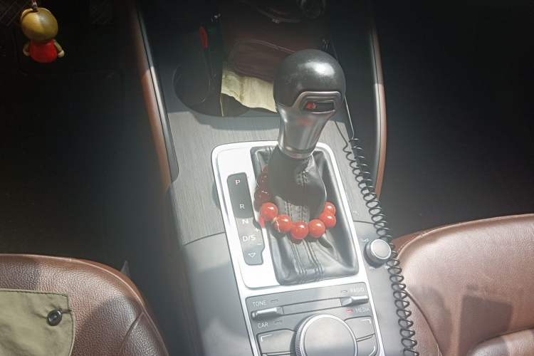 Used Audi A3 2015 Limousine 35 TFSI Millionth Anniversary Comfort Model Gear Lever