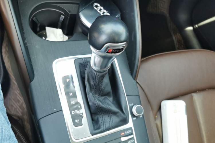 Used Audi A3 2015 Sportback 35 TFSI Millionth Anniversary Comfort Model Gear Lever
