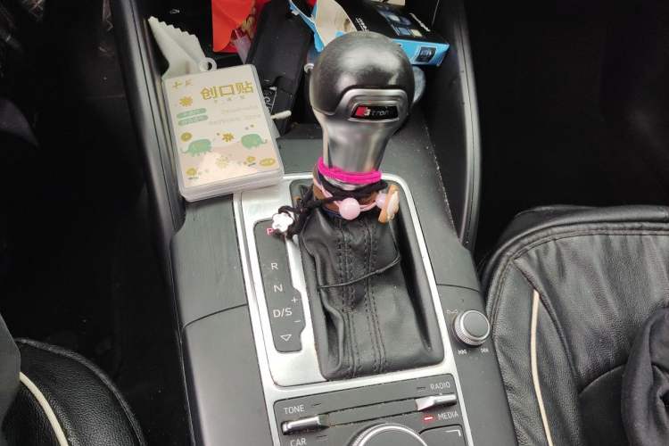 Used Audi A3 2015 Limousine 35 TFSI Millionth Anniversary Comfort Model Gear Lever