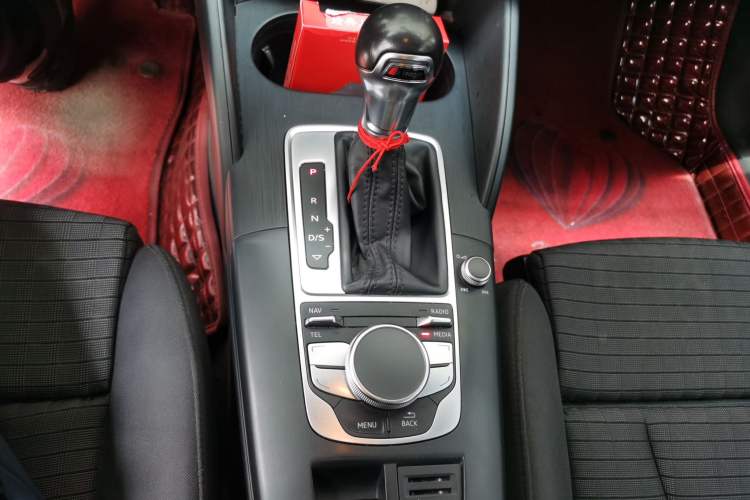 Used Audi A3 2015 Sportback 45 TFSI S line sports model Gear Lever