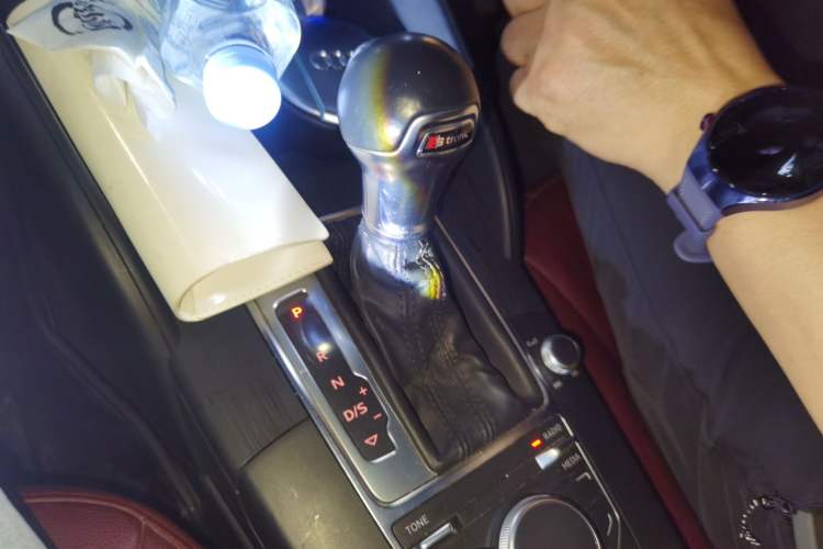 Used Audi A3 2015 Limousine 35 TFSI Millionth Anniversary Intelligent Leading Model Gear Lever