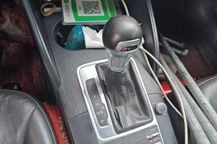 Used Audi A3 2015 Cabriolet 40 TFSI Gear Lever