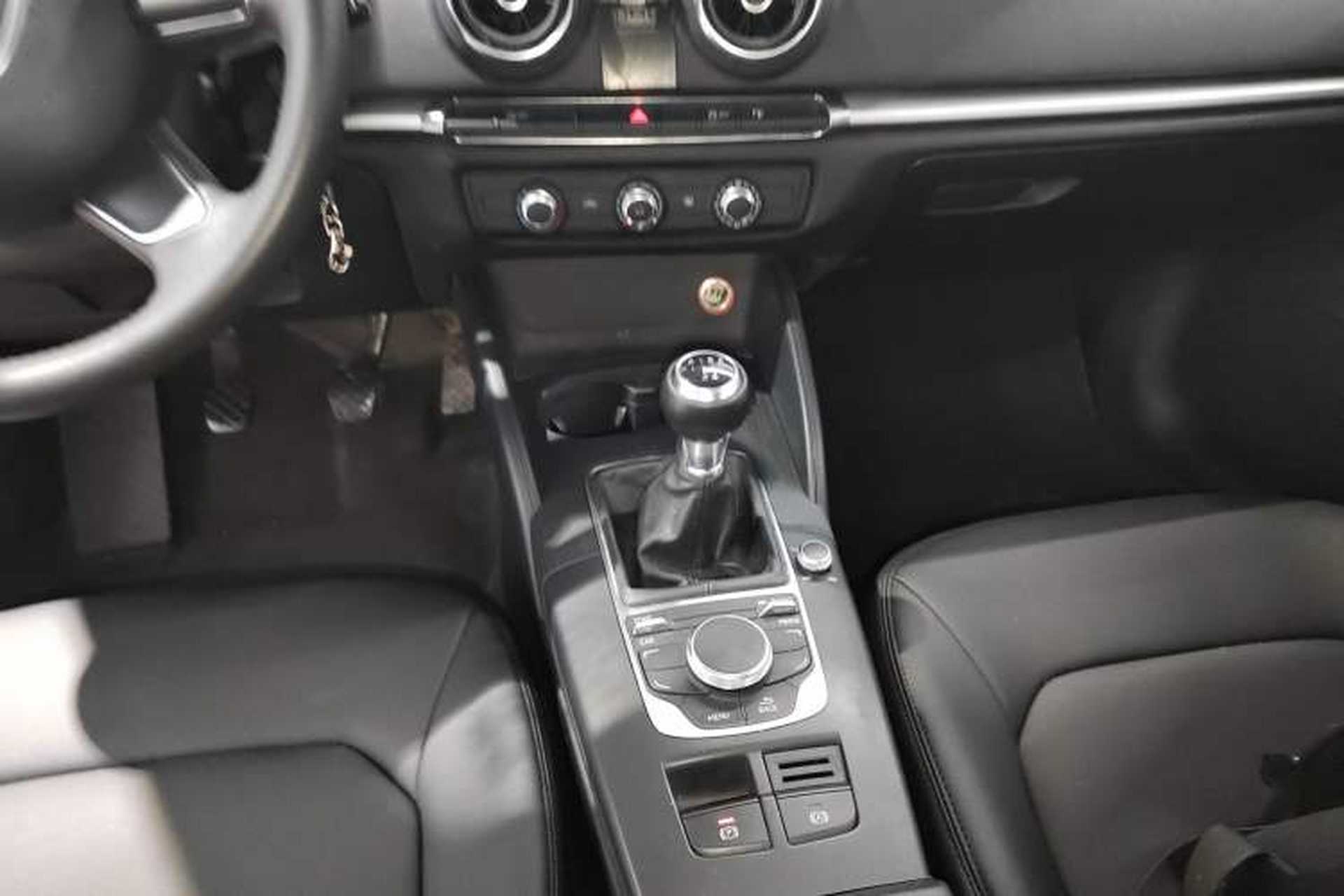 Used Audi A3 2015 Limousine 35 TFSI Manual Ambition Edition Gear Lever