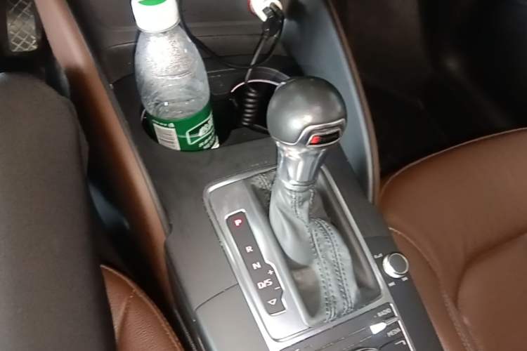 Used Audi A3 2015 Sportback 35 TFSI Millionth Anniversary Comfort Model Gear Lever