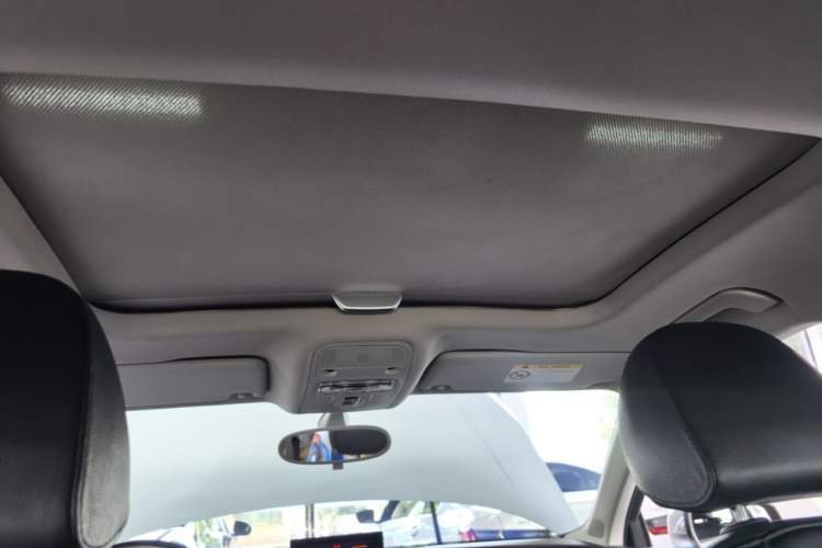 Used Audi A3 2015 Limousine 35 TFSI Millionth Anniversary Comfort Model Headliner