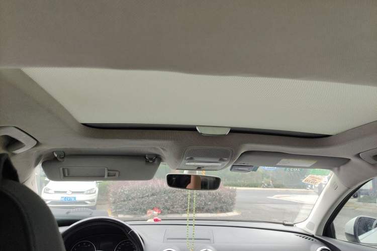Used Audi A3 2015 Limousine 35 TFSI Millionth Anniversary Comfort Model Headliner