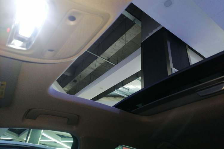 Used Audi A3 2015 Limousine 40 TFSI Automatic Luxury Model Headliner