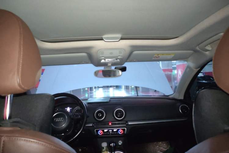 Used Audi A3 2015 Limousine 35 TFSI Millionth Anniversary Comfort Model Headliner
