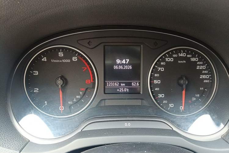 Used Audi A3 2015 Limousine 35 TFSI Millionth Anniversary Comfort Model Instrument Cluster