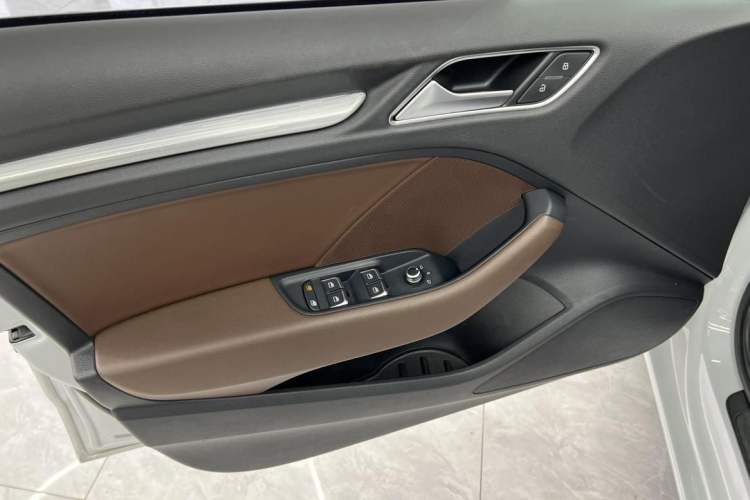 Used Audi A3 2015 Sportback 35 TFSI Millionth Anniversary Comfort Model Interior 1