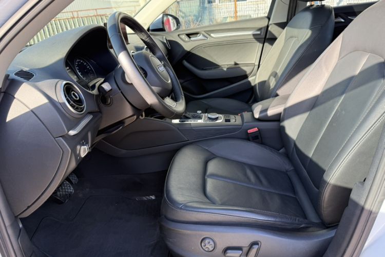 Used Audi A3 2015 Limousine 35 TFSI Millionth Anniversary Comfort Model Interior 2