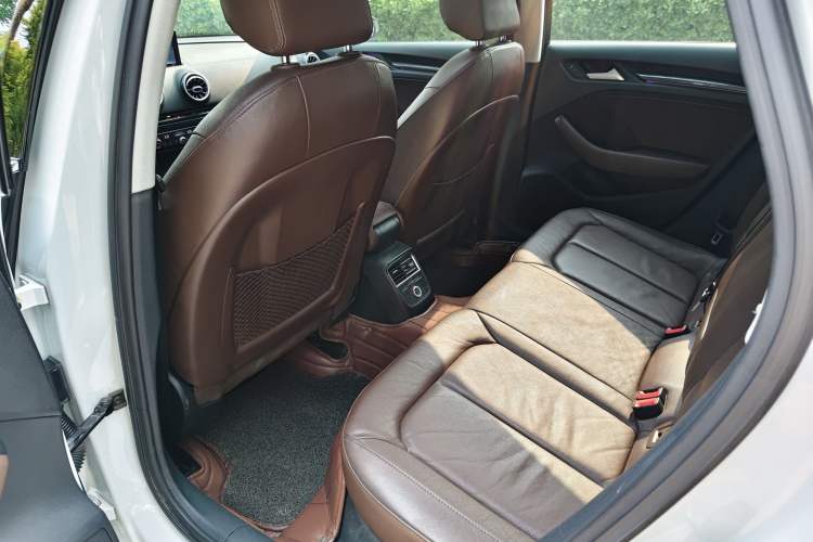 Used Audi A3 2015 Sportback 40 TFSI Automatic Comfort Model Interior 2