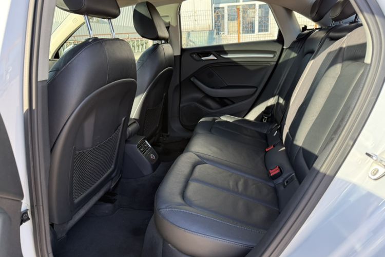 Used Audi A3 2015 Limousine 35 TFSI Millionth Anniversary Comfort Model Interior 3