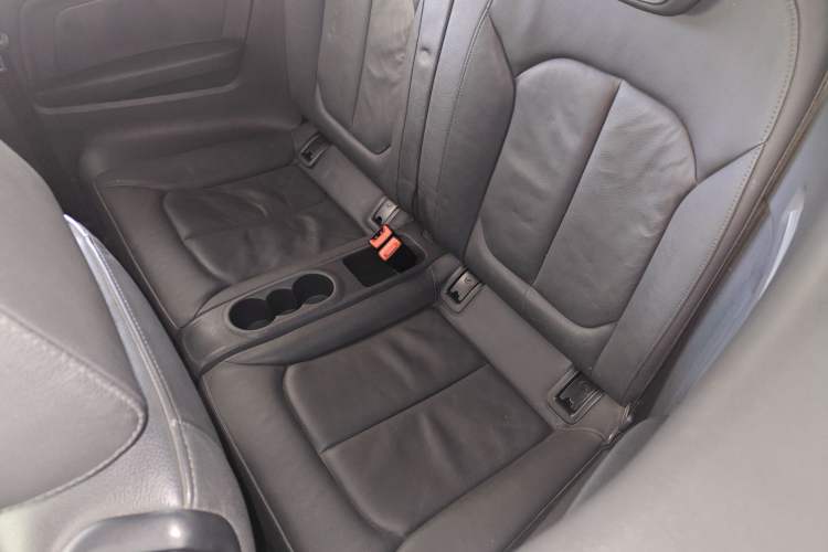 Used Audi A3 2015 Cabriolet 40 TFSI Interior 4