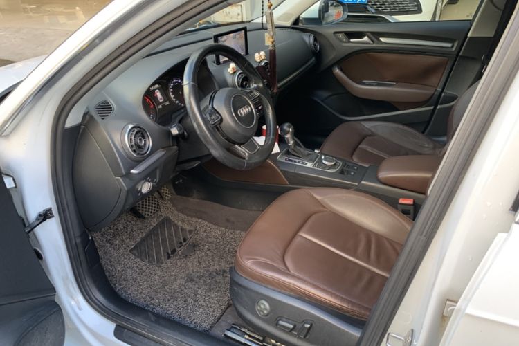 Used Audi A3 2015 Sportback 40 TFSI Automatic Comfort Model Interior 5