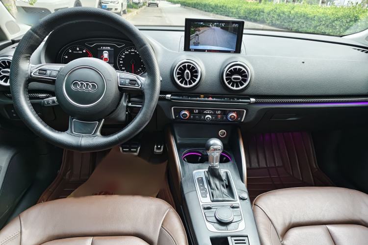 Used Audi A3 2015 Sportback 40 TFSI Automatic Comfort Model Interior 6