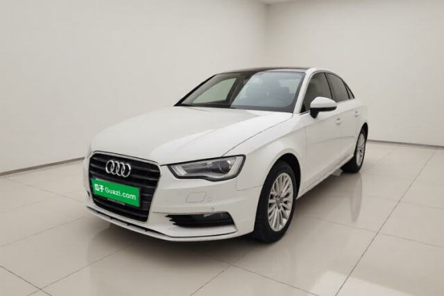 Ojetý Audi A3 2015 Limousine 35 TFSI Millionth Anniversary Intelligent Leading Model