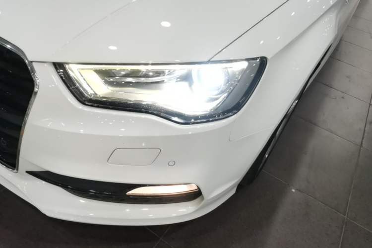 Used Audi A3 2015 Limousine 45 TFSI S line Luxury Model Left Front Headlight