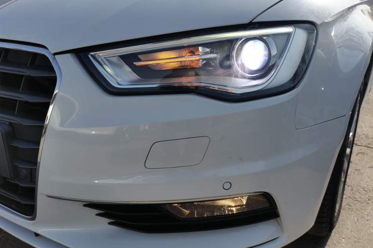 Used Audi A3 2015 Limousine 35 TFSI Millionth Anniversary Intelligent Leading Model Left Front Headlight