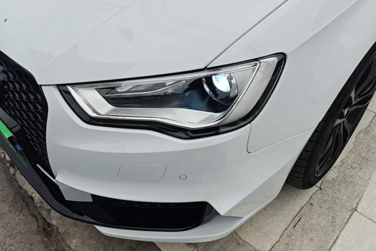 Used Audi A3 2015 Sportback 45 TFSI S line sports model Left Front Headlight