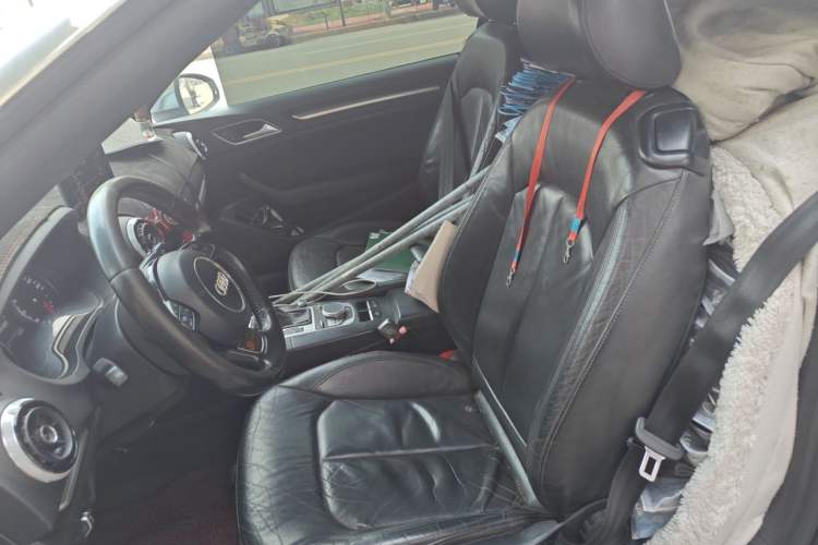 Used Audi A3 2015 Cabriolet 40 TFSI Left Front Seat