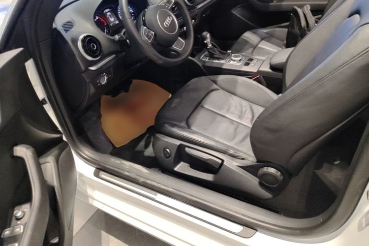 Used Audi A3 2015 Cabriolet 40 TFSI Left Front Seat
