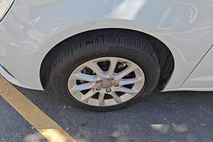 Used Audi A3 2015 Sportback 35 TFSI Millionth Anniversary Intelligent Leading Model Left Front Wheel Hub