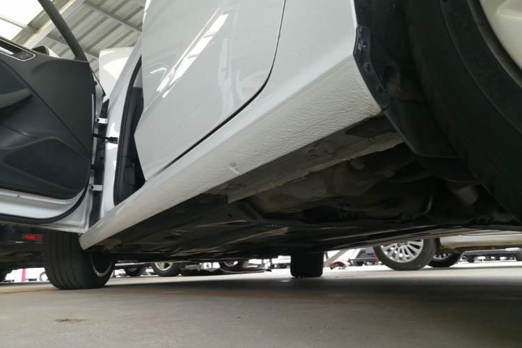 Used Audi A3 2015 Limousine 35 TFSI Millionth Anniversary Comfort Model Left Side Sill
