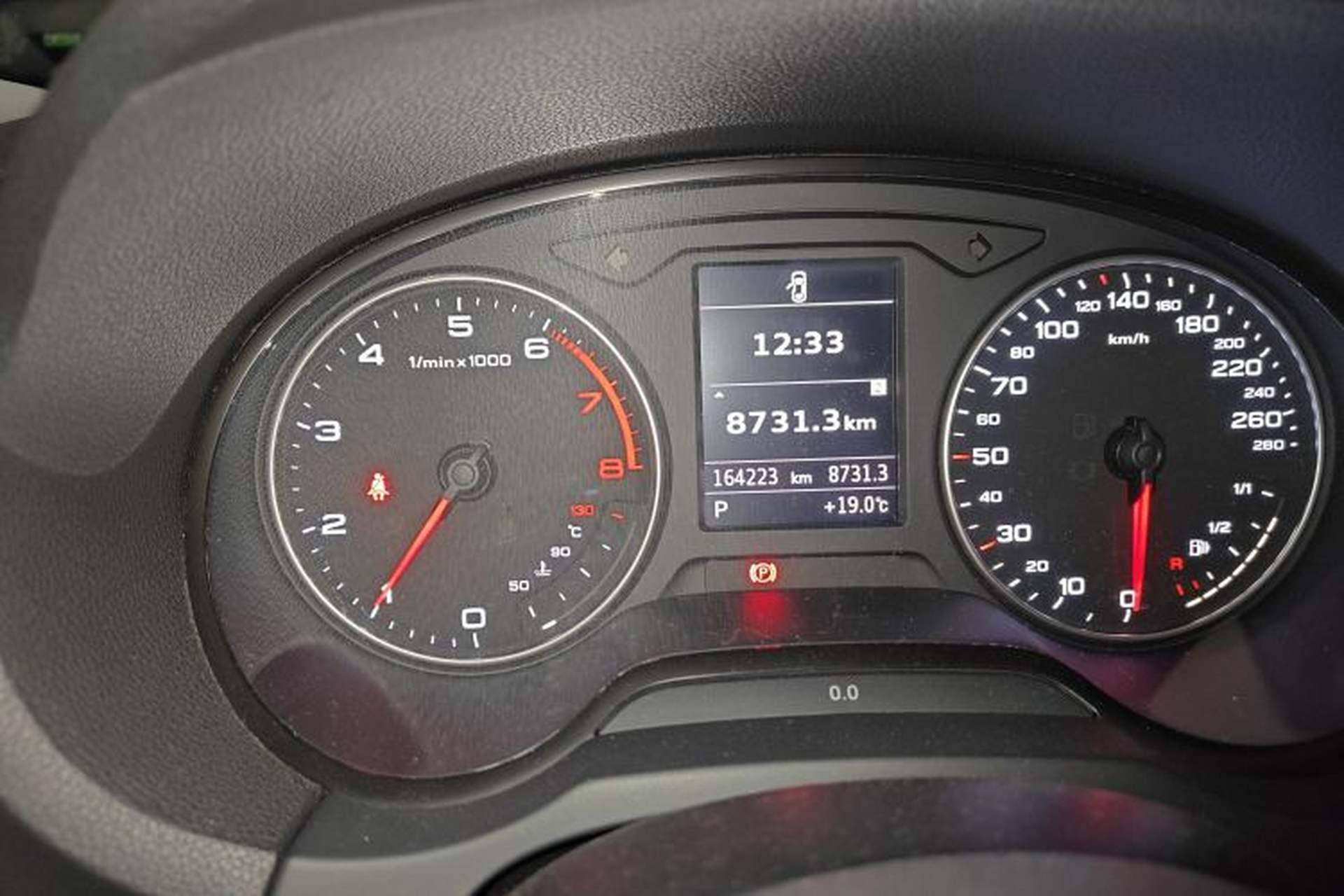 Used Audi A3 2015 Limousine 35 TFSI Millionth Anniversary Intelligent Leading Model Odometer Close Up