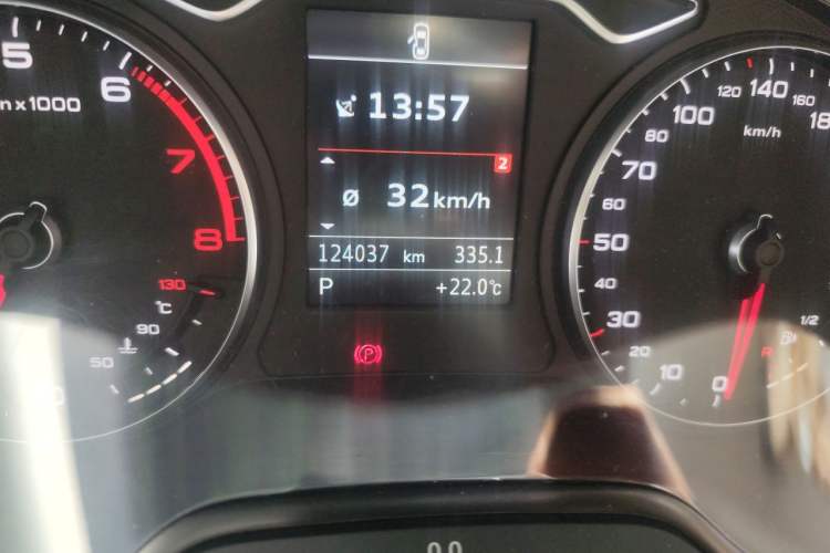 Used Audi A3 2015 Sportback 40 TFSI Automatic Comfort Model Odometer Close Up
