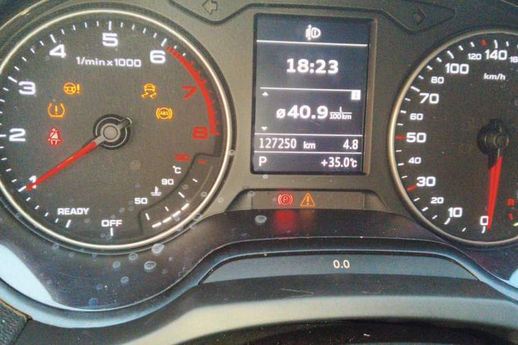 Used Audi A3 2015 Sportback 35 TFSI Millionth Anniversary Intelligent Leading Model Odometer Close Up