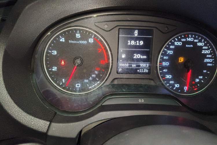Used Audi A3 2015 Limousine 35 TFSI Millionth Anniversary Intelligent Leading Model Odometer Close Up