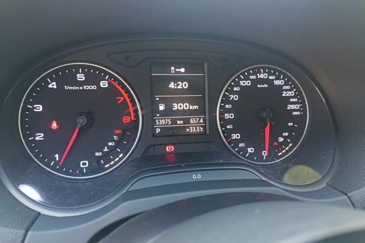 Used Audi A3 2015 Limousine 35 TFSI Millionth Anniversary Intelligent Leading Model Odometer Close Up