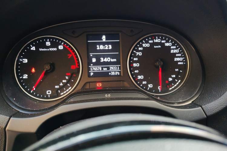 Used Audi A3 2015 Limousine 35 TFSI Millionth Anniversary Comfort Model Odometer Close Up