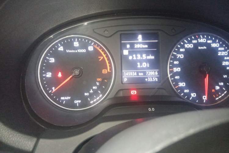Used Audi A3 2015 Limousine 35 TFSI Millionth Anniversary Intelligent Leading Model Odometer Close Up
