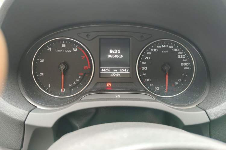 Used Audi A3 2015 Sportback 35 TFSI Millionth Anniversary Comfort Model Odometer Close Up