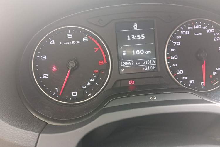 Used Audi A3 2015 Limousine 35 TFSI Millionth Anniversary Comfort Model Odometer Close Up