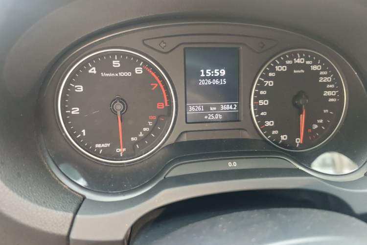 Used Audi A3 2015 Sportback 35 TFSI Millionth Anniversary Comfort Model Odometer Close Up
