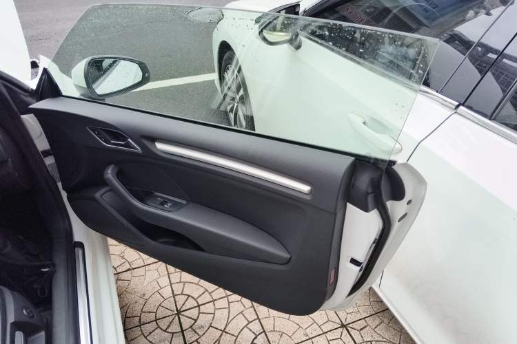 Used Audi A3 2015 Cabriolet 40 TFSI Right Front Door Interior