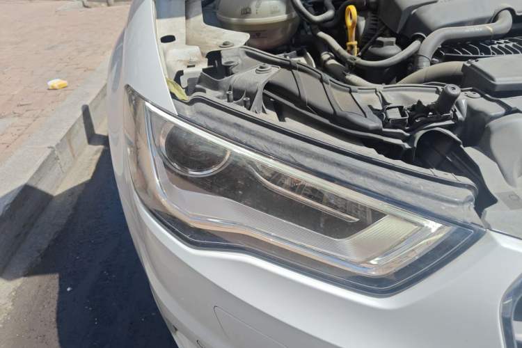 Used Audi A3 2015 Limousine 40 TFSI Automatic Comfort Model Right Front Headlight