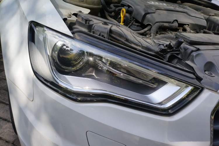 Used Audi A3 2015 Limousine 40 TFSI Automatic Comfort Model Right Front Headlight