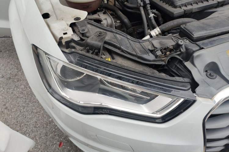 Used Audi A3 2015 Limousine 35 TFSI Millionth Anniversary Comfort Model Right Front Headlight