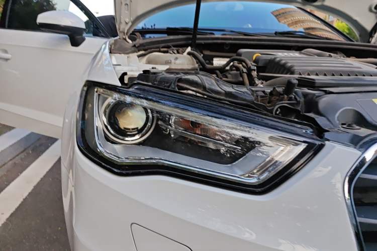 Used Audi A3 2015 Sportback 35 TFSI Millionth Anniversary Comfort Model Right Front Headlight
