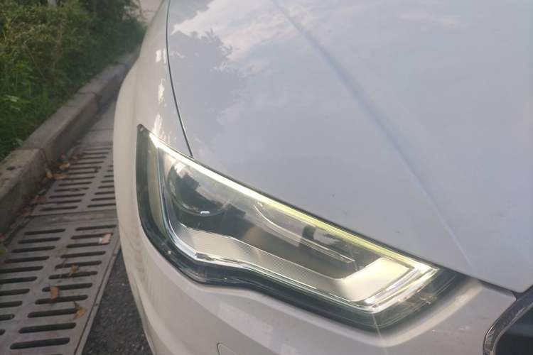 Used Audi A3 2015 Limousine 35 TFSI Millionth Anniversary Comfort Model Right Front Headlight